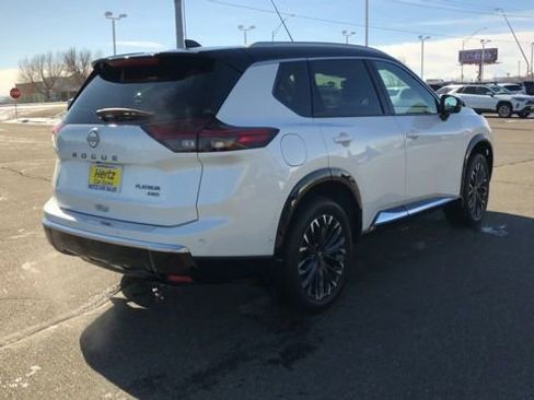 Used 2025 Nissan Rogue Platinum w/ Platinum Premium Package image 8