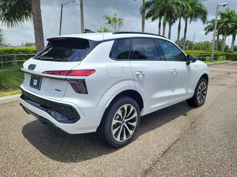 New 2026 Audi Q3 quattro 2.0T AWD/4WD image 5
