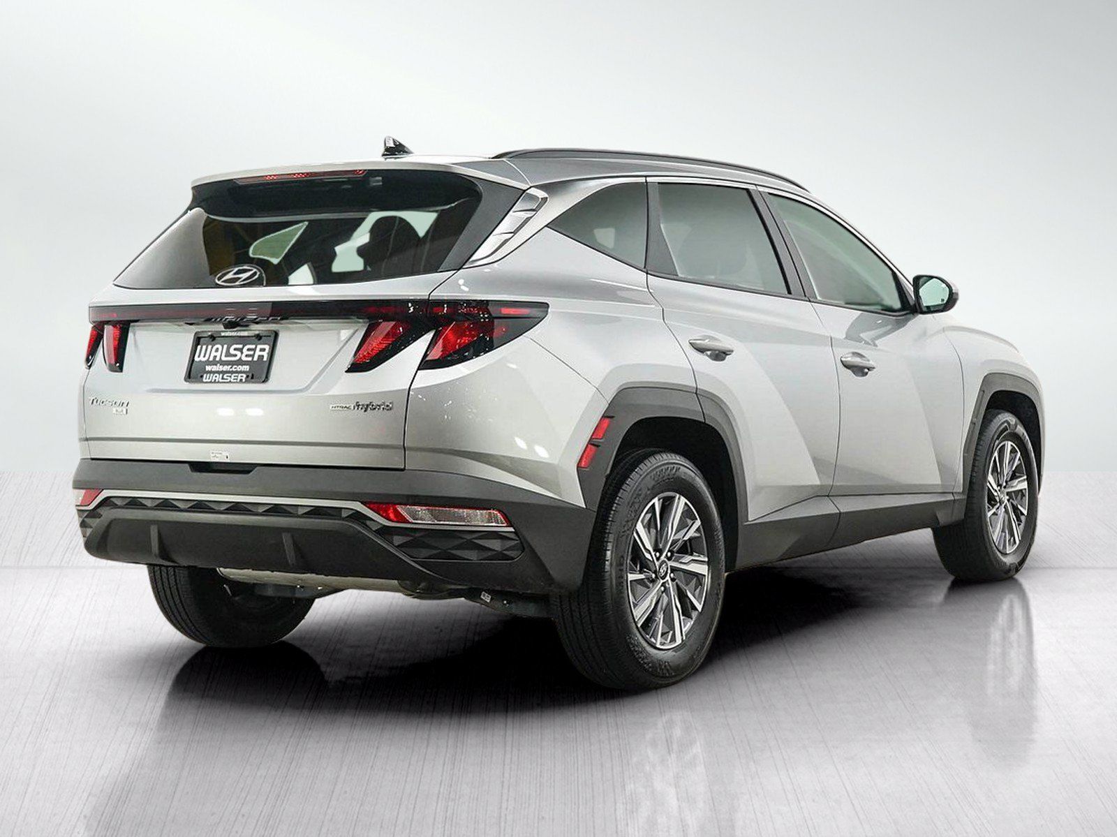Used 2024 Hyundai Tucson Blue AWD/4WD image 5