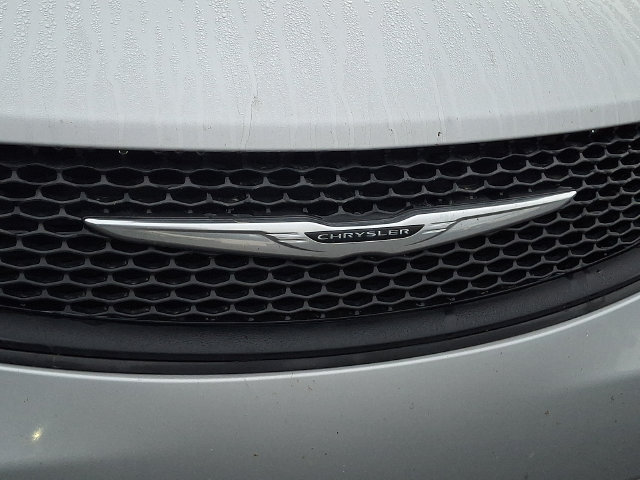 Used 2024 Chrysler Voyager LX FWD image 6