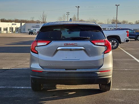 Certified 2024 GMC Terrain SLE image 5