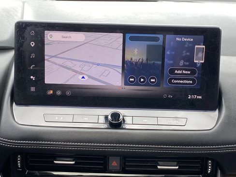 Certified 2024 Nissan Rogue Platinum FWD image 19