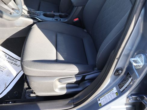 Used 2024 Toyota Corolla LE image 33