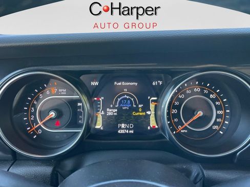 Used 2022 Jeep Wrangler Unlimited Sport AWD/4WD image 39