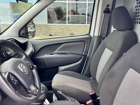 Used 2019 RAM ProMaster City Tradesman FWD image 16