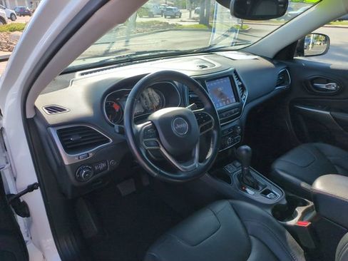 Used 2021 Jeep Cherokee Latitude Lux w/ Comfort/Convenience Group FWD image 14