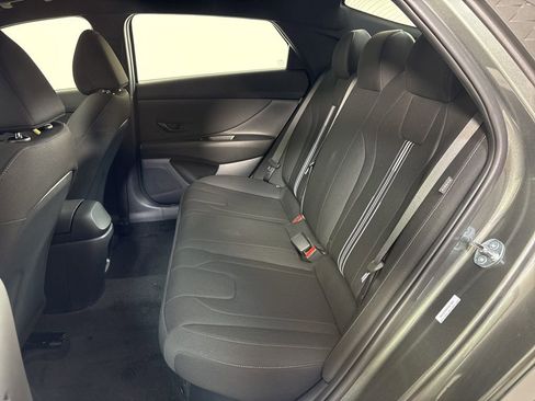 New 2025 Hyundai Elantra SEL FWD image 18