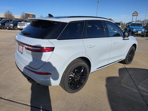 New 2026 Lincoln Corsair Reserve w/ Jet Appearance Package image 4