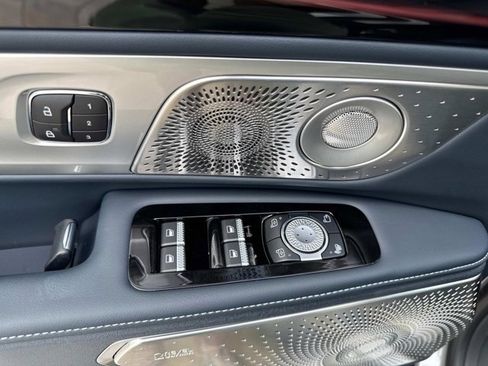 New 2025 Lincoln Nautilus Reserve image 10