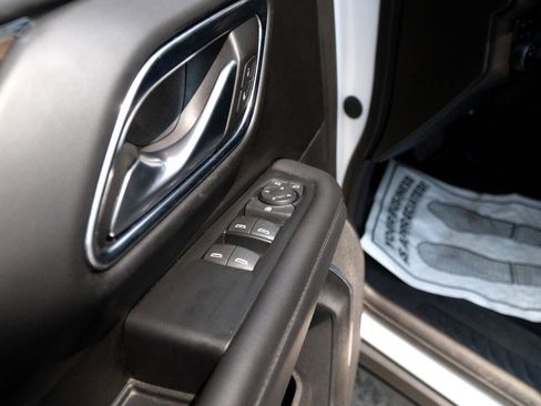 Used 2022 Chevrolet Tahoe LS image 22