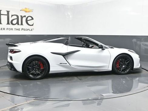 New 2026 Chevrolet Corvette Z06 w/ Stealth Interior Trim Package image 18