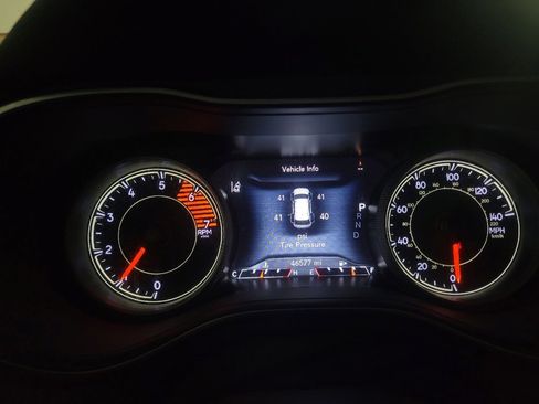 Used 2022 Jeep Cherokee Latitude Lux image 23