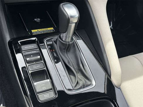 Used 2026 Acura Integra A-Spec image 17