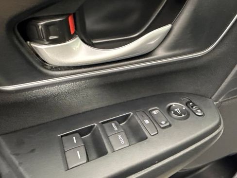 Used 2021 Honda CR-V EX image 11