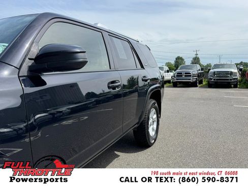 Used 2015 Toyota 4Runner SR5 image 5