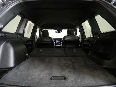 Used 2023 Jeep Grand Cherokee Altitude AWD/4WD image 28