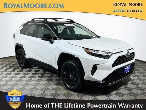 Used 2023 Toyota RAV4 XSE AWD/4WD image 1