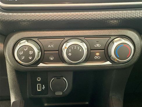 Used 2024 Nissan Kicks S FWD image 9