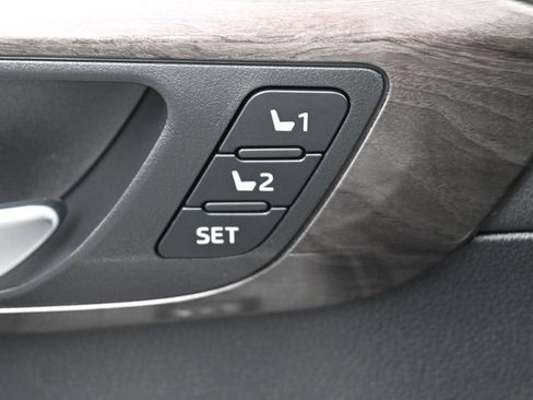 Certified 2026 Toyota Highlander Limited AWD/4WD image 15