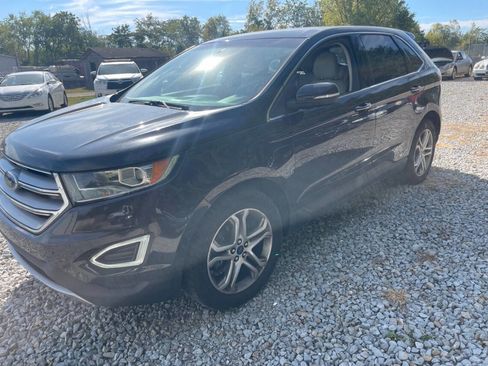 Used 2015 Ford Edge Titanium FWD image 4