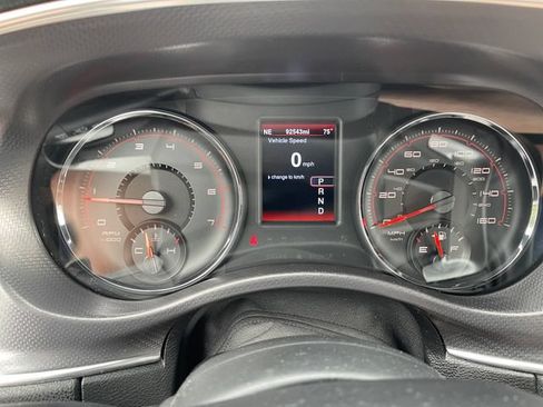 Used 2014 Dodge Charger R/T RWD image 18