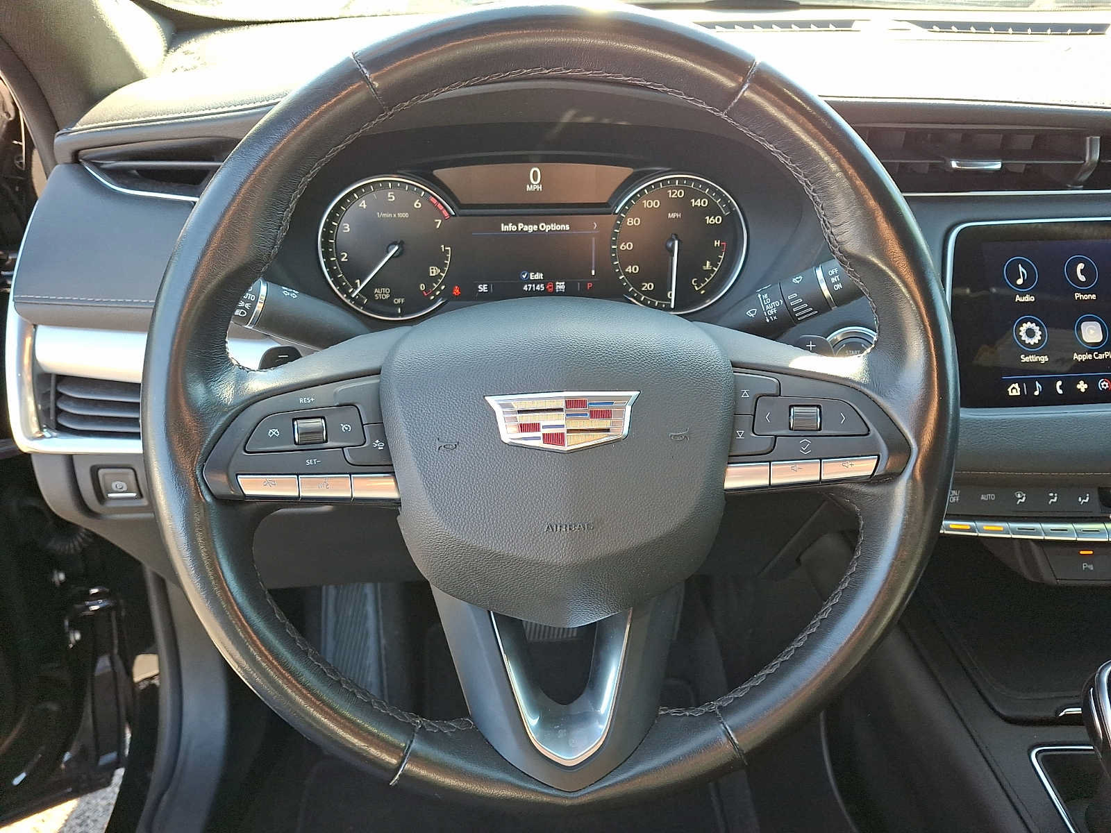 Used 2022 Cadillac XT4 Premium Luxury w/ Safety Alert Package AWD/4WD image 20