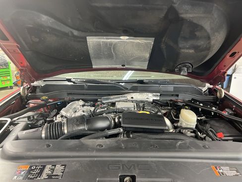 Used 2018 GMC Sierra 3500 Denali w/ Duramax Plus Package image 27