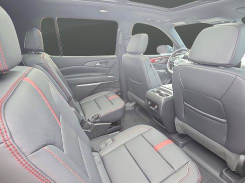 New 2026 Chevrolet Traverse RS w/ LPO, Floor Liner Package AWD/4WD image 13
