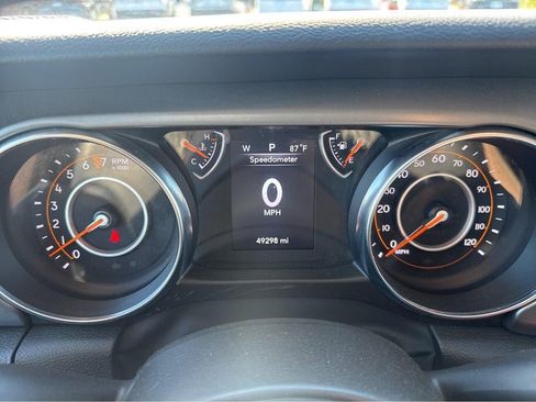 Used 2022 Jeep Wrangler Unlimited Sport AWD/4WD image 3