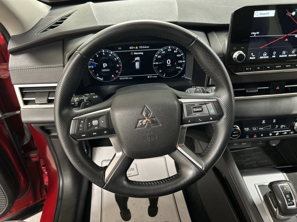 Used 2024 Mitsubishi Outlander SEL AWD/4WD image 4