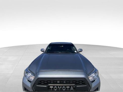 Used 2022 Toyota Tacoma SR image 19