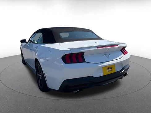 Used 2024 Ford Mustang Premium RWD image 9