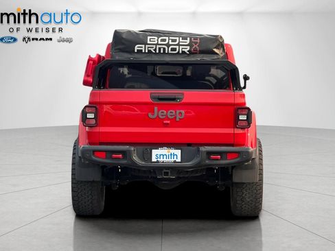Used 2020 Jeep Gladiator Rubicon w/ Advanced Safety Group AWD/4WD image 5