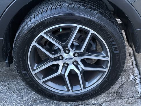 Used 2016 Ford Explorer Sport w/ Equipment Group 401A image 11