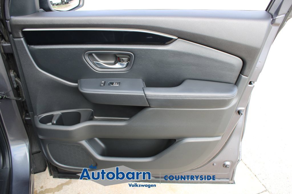 Used 2023 Honda Pilot Touring image 29