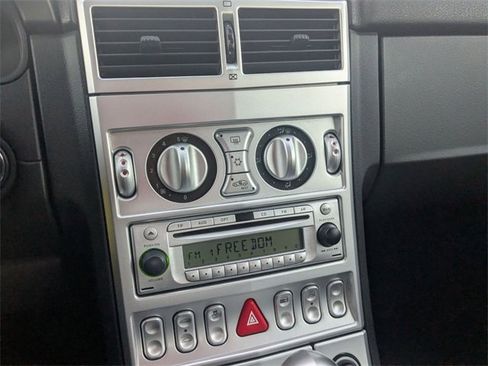 Used 2005 Chrysler Crossfire Convertible w/ Special Edition Group image 24