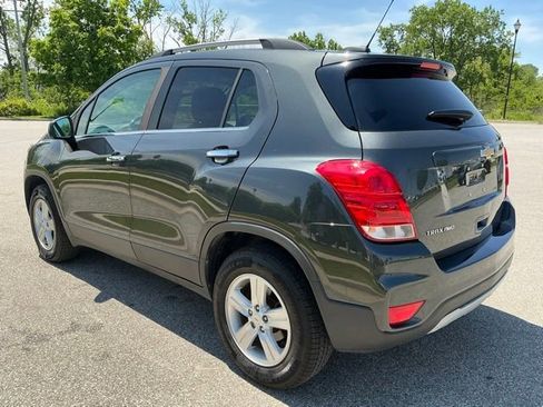 Used 2018 Chevrolet Trax LT w/ LT Convenience Package AWD/4WD image 4