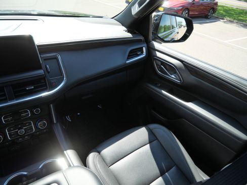 Used 2023 Chevrolet Tahoe LT AWD/4WD image 11