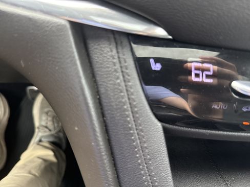 Used 2020 Cadillac XT5 Sportv AWD/4WD image 29