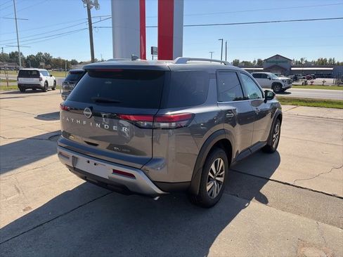 New 2025 Nissan Pathfinder SL w/ Cargo Package image 6
