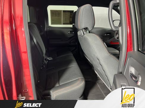 Used 2024 Nissan Frontier PRO-4X w/ Off-Road Protection Package AWD/4WD image 17