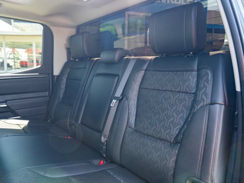 Used 2024 Toyota Tundra Limited AWD/4WD image 29