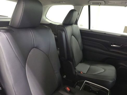 New 2026 Toyota Grand Highlander AWD image 14