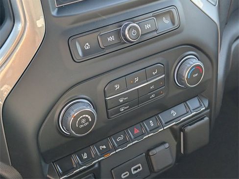 Certified 2024 Chevrolet Silverado 2500 Custom w/ Custom Value Package image 20