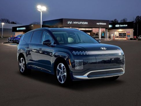 New 2026 Hyundai Ioniq 9 Calligraphy image 19