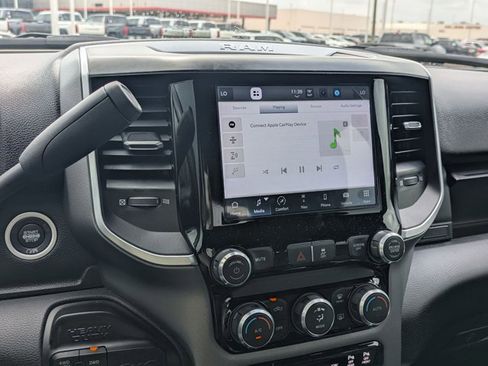 Used 2024 RAM 2500 Lone Star w/ Sport Appearance Package image 12