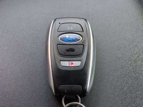 Used 2023 Subaru Outback Touring AWD/4WD image 29