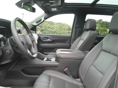 Certified 2023 Chevrolet Tahoe RST w/ Luxury Package AWD/4WD image 10