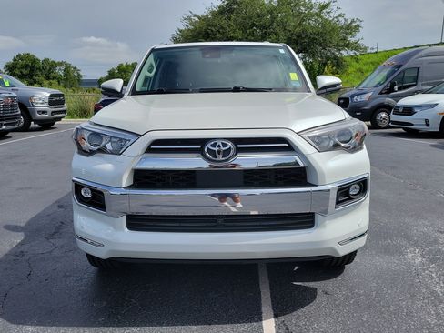 Used 2024 Toyota 4Runner Limited AWD/4WD image 2