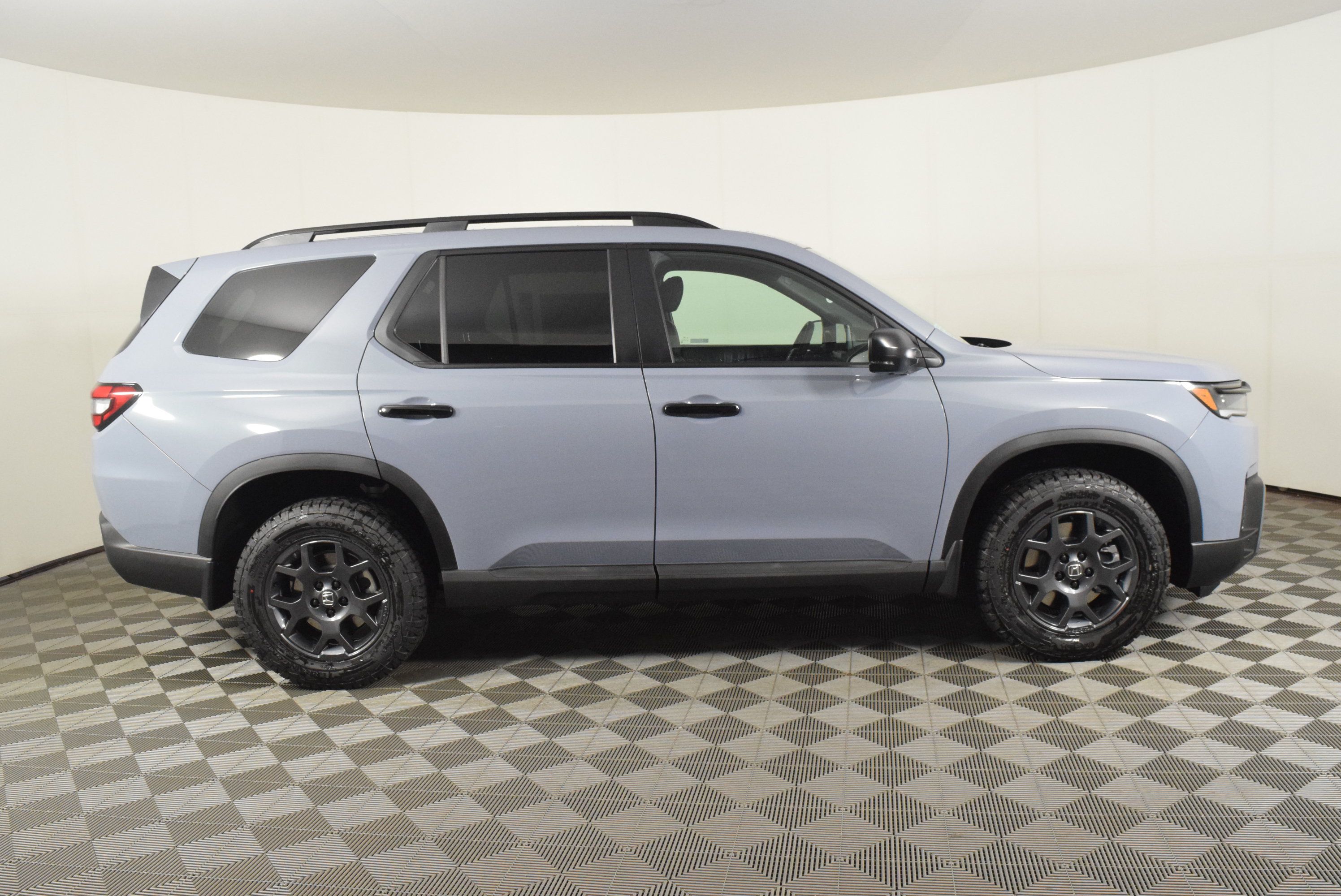 New 2026 Honda Pilot TrailSport image 5